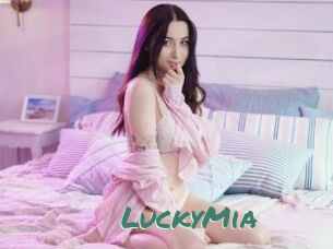 LuckyMia