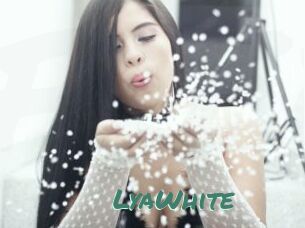 LyaWhite